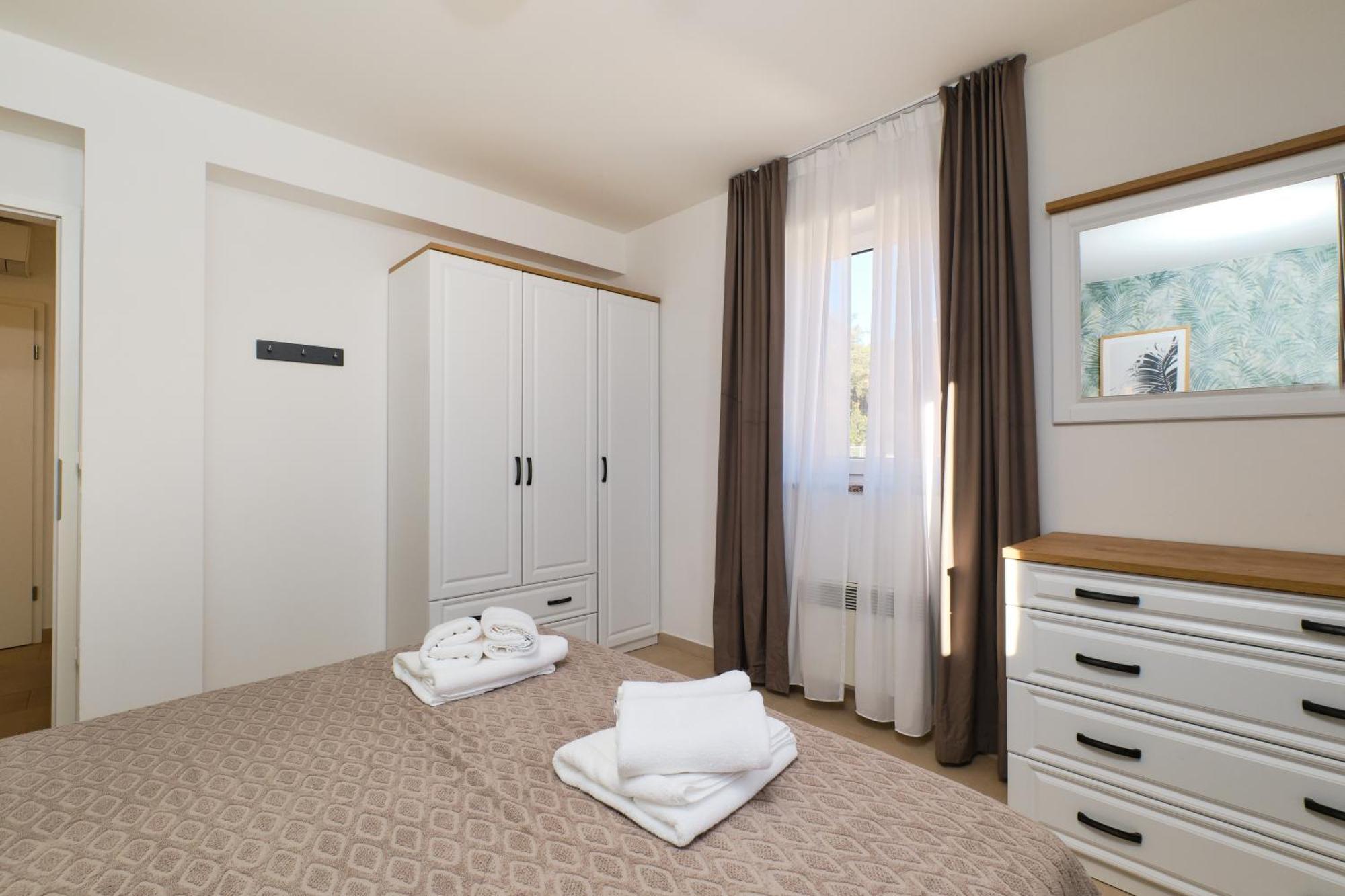 Apartments Divna Малий Лошинь Екстер'єр фото